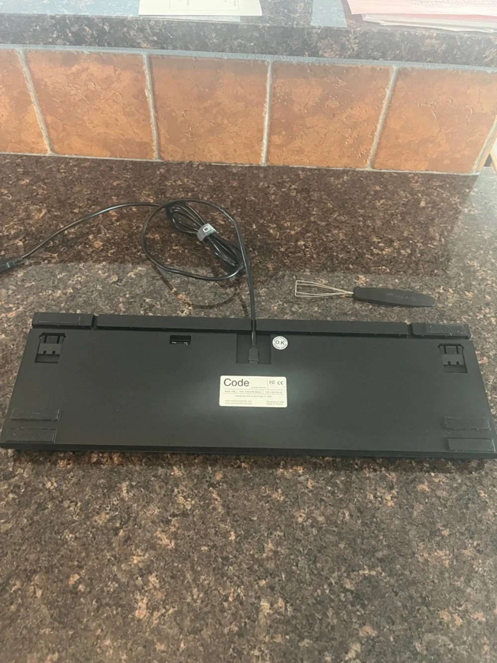 WASD KeyBoard Mechanical V2B Cherry MX Brown Backlit Coding - Picture 3 of 6